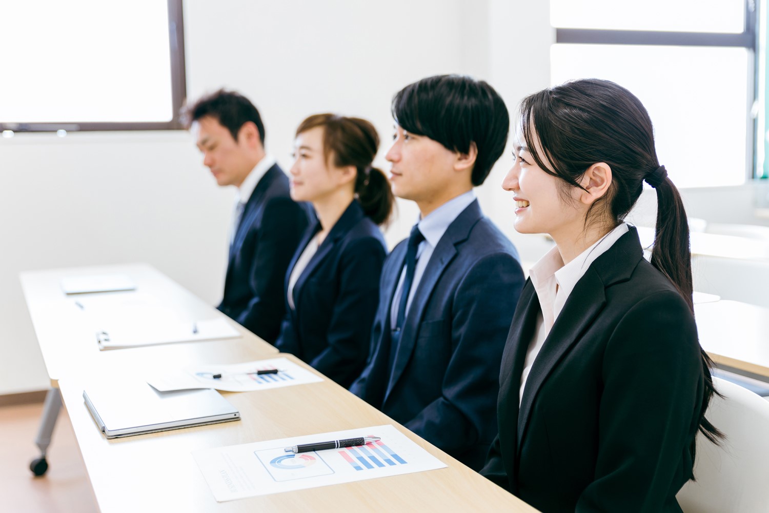 定期的な研修の実施